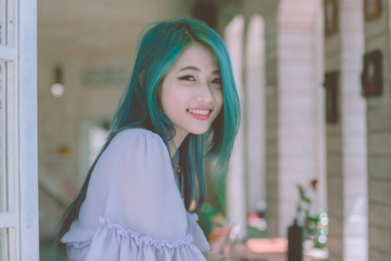 girl with green hair